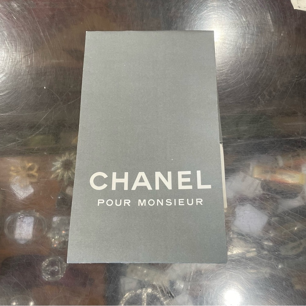 Authentic VTG CHANEL Pour Monsieur Fold Over Style Packaging Grey